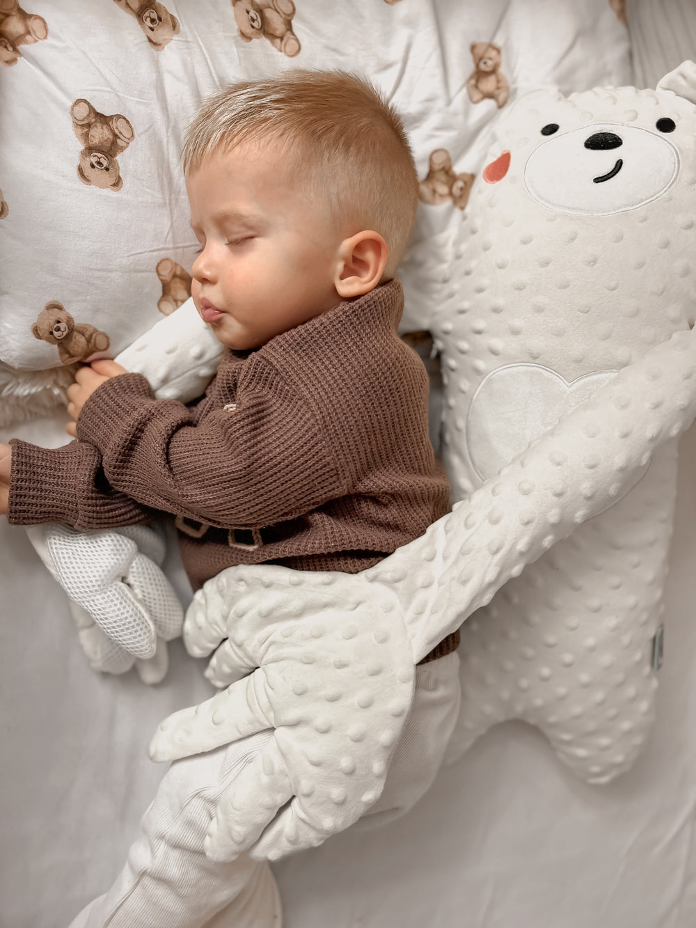 <h2> Weltweit lieben Tausende von Eltern Klepis <strong>💛</strong>
</h2>